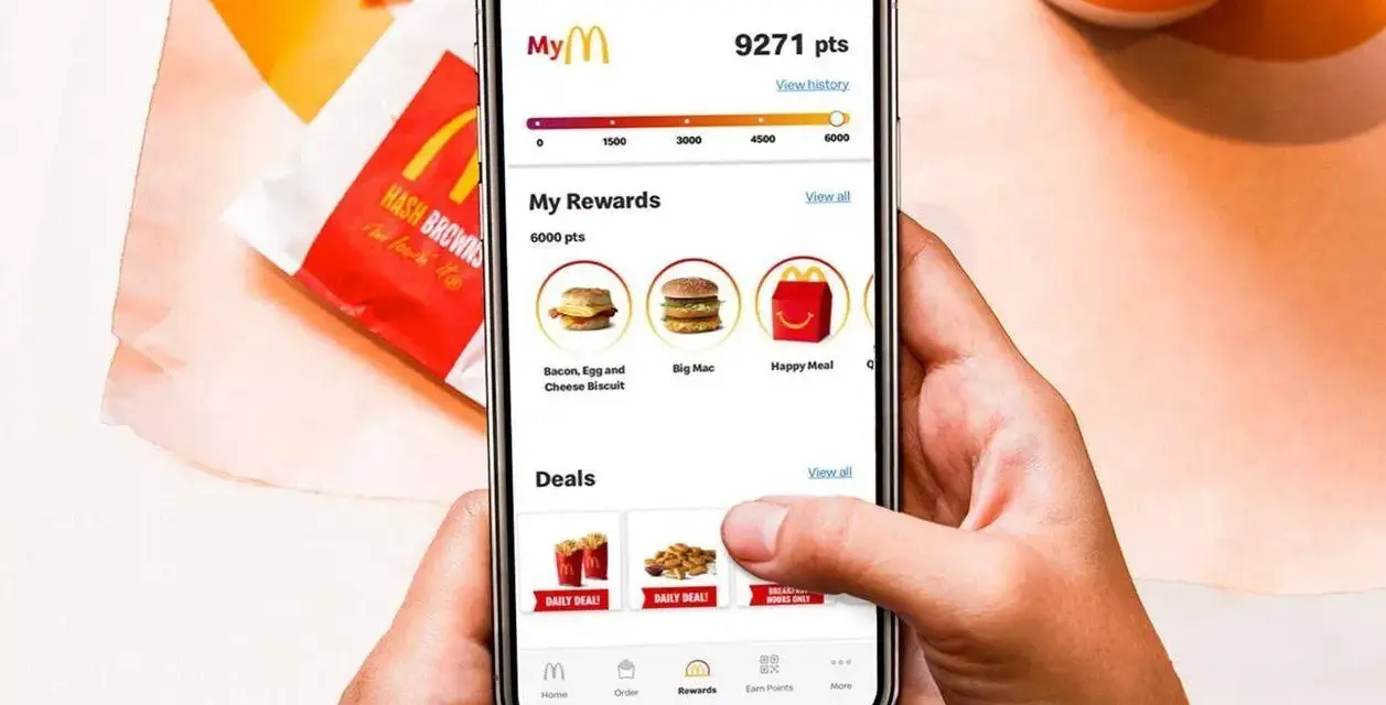 Aplikacja McDonald's za granicą: Działa? Kupony i punkty - co z nimi?