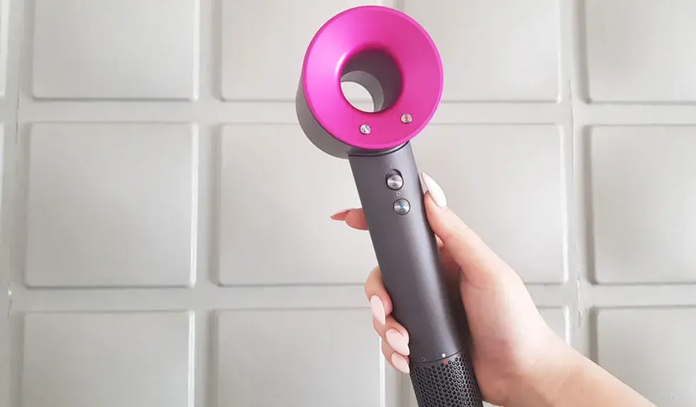 Dyson Supersonic: Czy warto? Analiza, wady, zalety i opinie