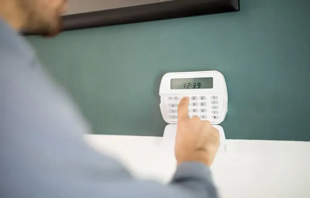 Po co alarm w domu? Odkryj pełne bezpieczeństwo i spokój