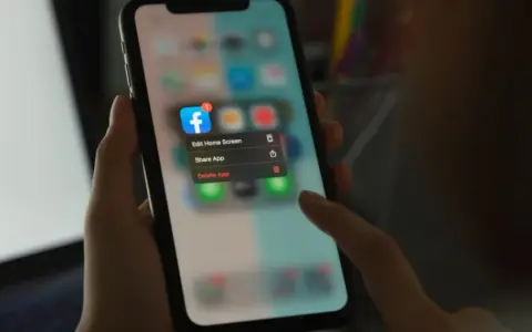 Jak usunąć aplikacje z Androida, iPhone'a, Windows, macOS?