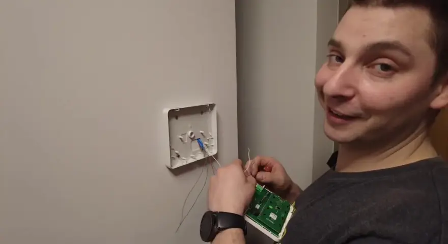 Samodzielny montaż alarmu: Przewodnik DIY krok po kroku