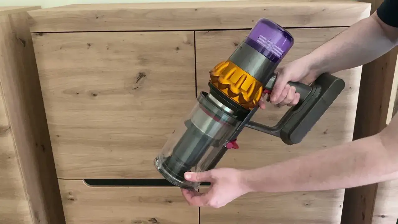 Dyson odkurzacz otwieranie pojemnika na kurz V8 V10 V15